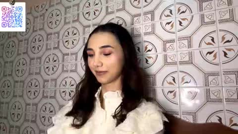Snapshot of lilihalvorsen chatting on 12-14-25, 10:14 Lina online show from 12-14-25, 10:14