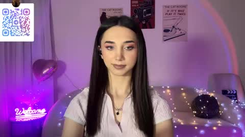 Lina online show from 04-28-26, 02:27