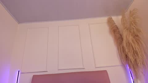 Lilly online show from 09-19-25, 12:23