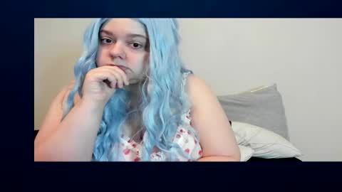 Lili Marie online show from 10-27-25, 03:54