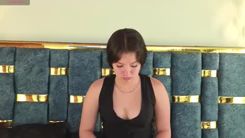 lilimini online show from 02-04-25, 01:13