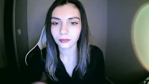 lilirose online show from 12-21-24, 01:32