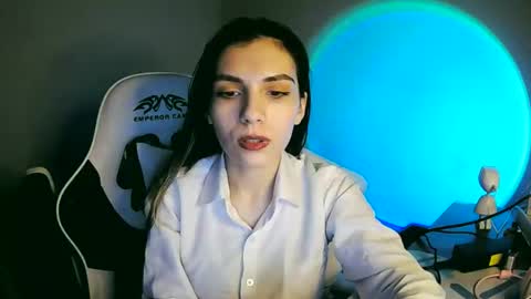 lilirose online show from 12-22-24, 05:42