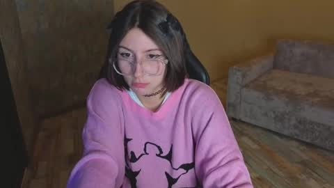 Snapshot of lilit_versal chatting on 12-16-25, 03:22 Lilit online show from 12-16-25, 03:22