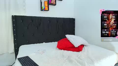 Snapshot of lilith_2025 chatting on 11-08-25, 03:18 Lilith online show from 11-08-25, 03:18