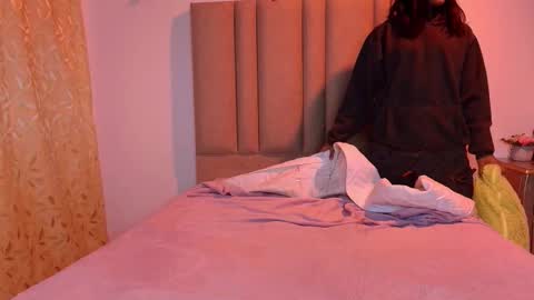 lilith_and_draven online show from 10-12-25, 03:38