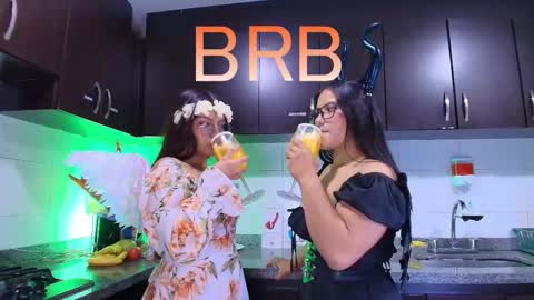 Lilith and Khloe  online show from 11-09-25, 11:19