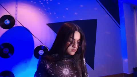 Lilith and Khloe  online show from 11-15-25, 11:18