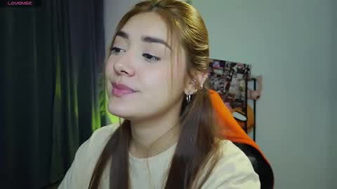 Snapshot of lilith_cruzz chatting on 01-09-26, 04:15 Lilith online show from 01-09-26, 04:15