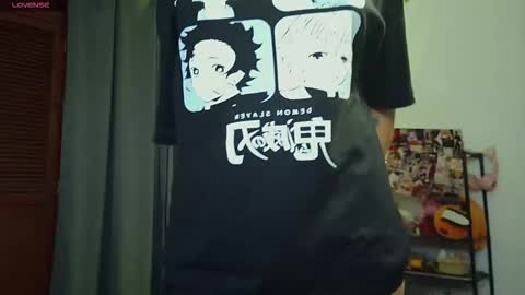 Snapshot of lilith_cruzz chatting on 02-17-26, 01:35 Lilith online show from 02-17-26, 01:35