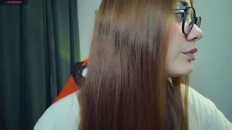 Snapshot of lilith_cruzz chatting on 02-18-26, 02:18 Lilith online show from 02-18-26, 02:18