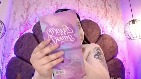   online show from 11-23-25, 07:24