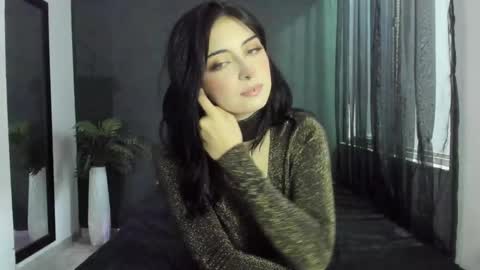 Snapshot of lilith_lennox chatting on 03-12-26, 12:17 lilith online show from 03-12-26, 12:17