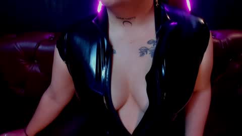 Lilith online show from 12-24-24, 06:33