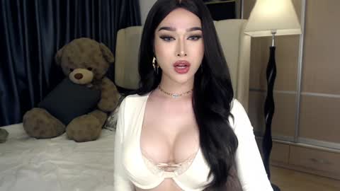 Snapshot of lilith_mazikeen69 chatting on 12-20-24, 09:00 QUEEN LILITH BORBON online show from 12-20-24, 09:00