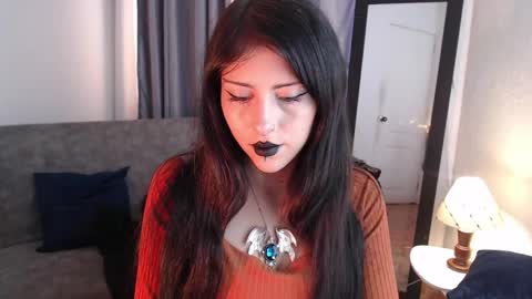 Lilith Patton  online show from 04-30-26, 12:55