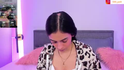 Lili petit  online show from 07-22-26, 01:14