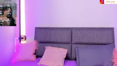 Lili petit  online show from 07-26-26, 03:30