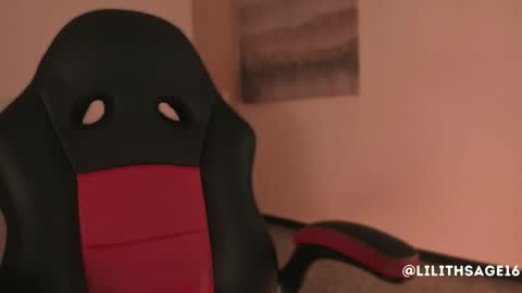 Snapshot of lilith_sage_ chatting on 10-16-25, 11:55 lilith_sage_ online show from 10-16-25, 11:55