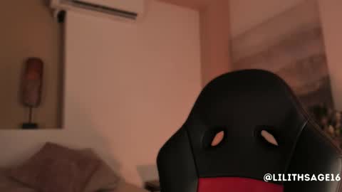 Snapshot of lilith_sage_ chatting on 10-18-25, 12:06 lilith_sage_ online show from 10-18-25, 12:06