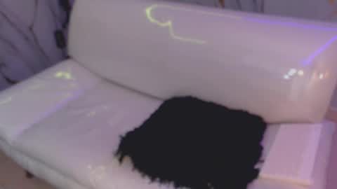 Snapshot of lilith_sexy19 chatting on 09-26-25, 06:23 Lilith online show from 09-26-25, 06:23