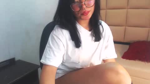 Snapshot of lilith_sexy19 chatting on 10-01-25, 06:58 Lilith online show from 10-01-25, 06:58