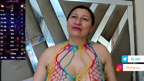 liliINDEPENDENT MODEL online show from 10-02-25, 08:49