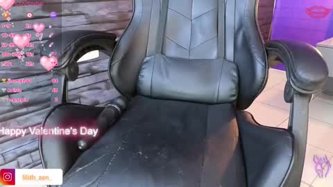 Snapshot of lilith_zen chatting on 02-14-25, 10:17 LILITH ZEN online show from 02-14-25, 10:17
