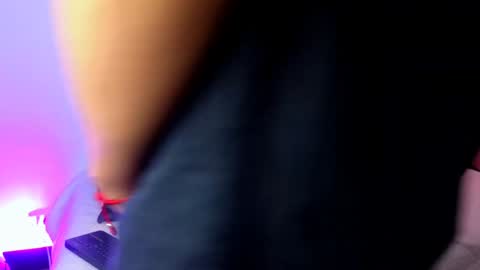 Snapshot of lilithandjacob chatting on 12-09-24, 09:37 online show from 12-09-24, 09:37