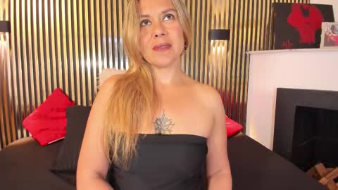   online show from 10-05-25, 03:10