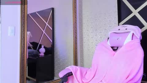 Snapshot of lilithcary chatting on 12-09-24, 08:12 Lilith online show from 12-09-24, 08:12