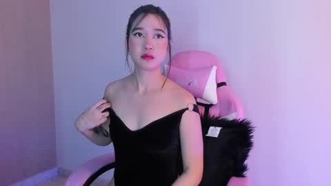 Snapshot of lilithcary chatting on 02-19-25, 02:12 Lilith online show from 02-19-25, 02:12