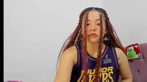 Snapshot of lilithintheeden chatting on 12-05-24, 08:22 Lilith online show from 12-05-24, 08:22