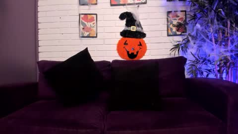 lilithmuller_ online show from 10-10-25, 11:53