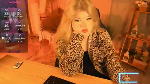 Snapshot of lilithnelson chatting on 09-11-25, 06:52 LilithNelson online show from 09-11-25, 06:52