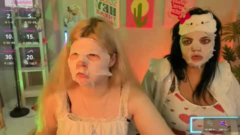 Snapshot of lilithnelson chatting on 10-09-25, 08:51 LilithNelson online show from 10-09-25, 08:51