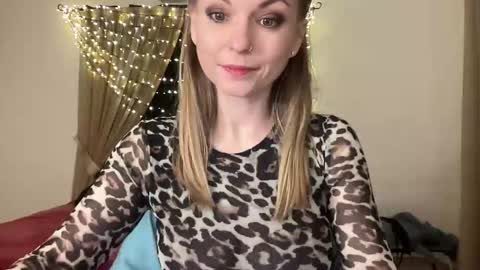 lilithnewdawn online show from 03-05-26, 08:16