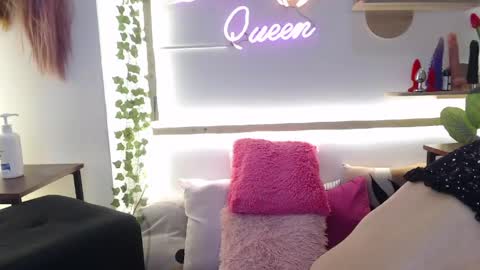 Snapshot of lilithqueen1 chatting on 05-17-26, 07:32 La pelirroja online show from 05-17-26, 07:32