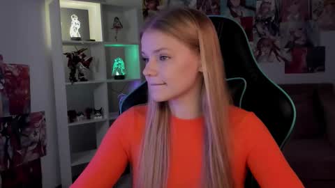 lilitrosen online show from 11-11-25, 05:24