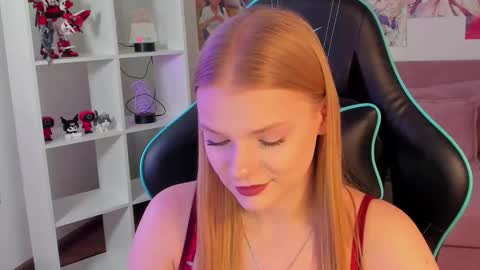 lilitrosen online show from 11-26-25, 05:36