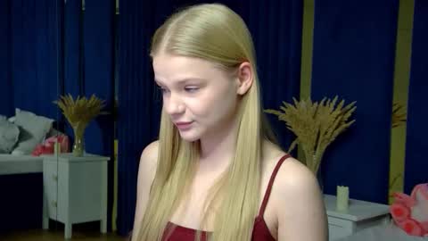 lilitrosen online show from 11-30-25, 05:33