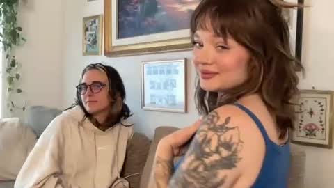 Snapshot of lill_daddysgirl chatting on 10-25-25, 08:25 lilldaddysgirl online show from 10-25-25, 08:25