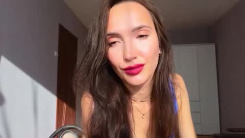 Lillian online show from 09-26-25, 04:27