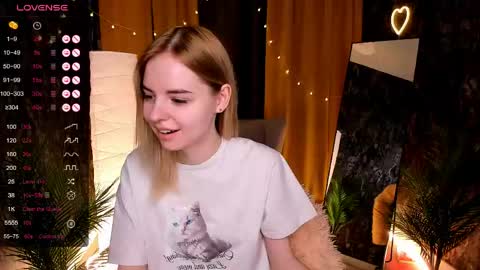 Lillian online show from 04-28-26, 02:27