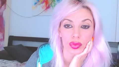 Lara online show from 03-02-25, 07:56