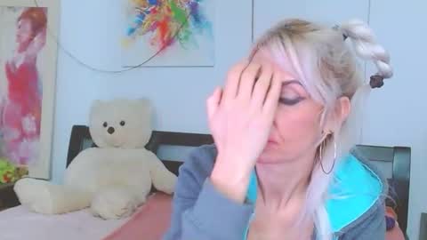 Snapshot of lillianasara chatting on 03-03-26, 12:28 Lara online show from 03-03-26, 12:28