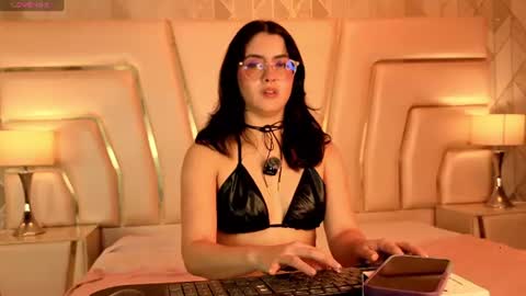 Snapshot of lillianderson chatting on 06-17-26, 11:56 lillianderson - Next stream start at 0700hs GTM-3 online show from 06-17-26, 11:56