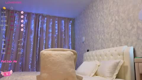 Lara Angel online show from 02-02-25, 05:42