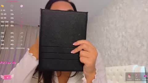 Lara Angel online show from 11-20-25, 03:39