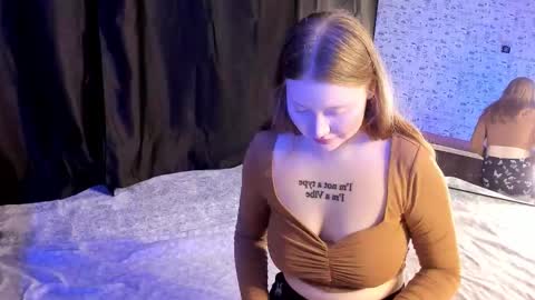 Snapshot of lillie_berry chatting on 10-02-25, 05:14 lillie_berry online show from 10-02-25, 05:14